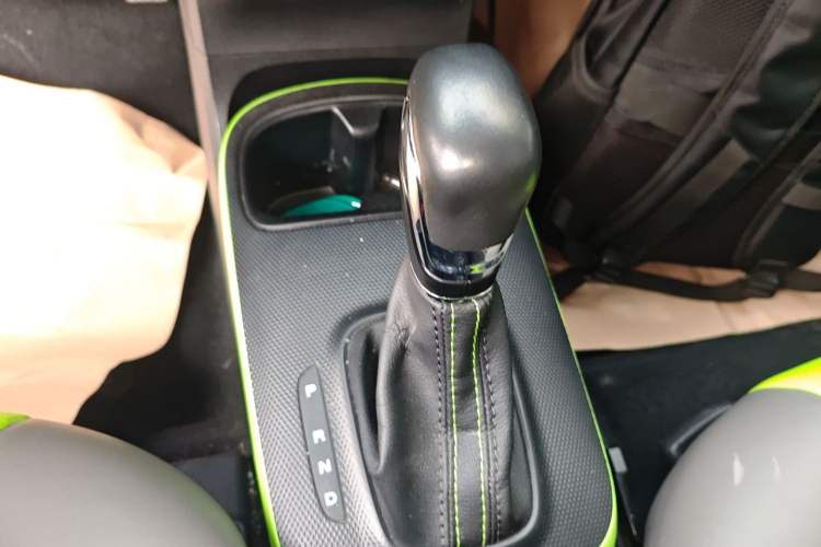 Used Roewe Clever 2021 302 km New Four-Seater Super-Efficient Version