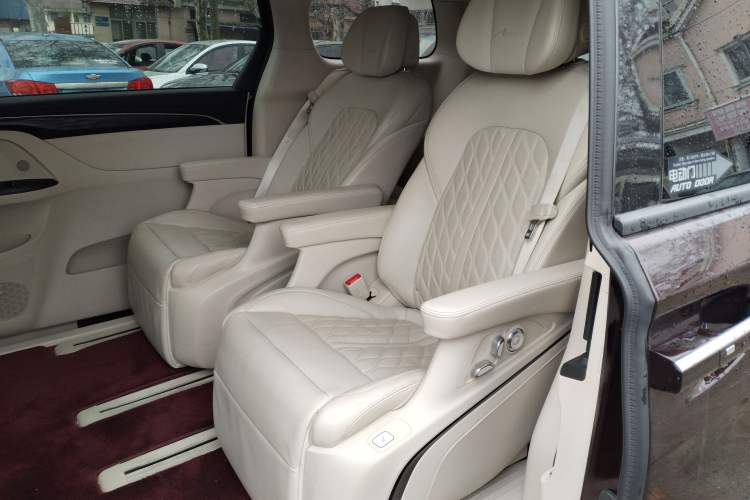 Used Buick GL8 2020 Avenir Avia Six-Seat Deluxe Edition
