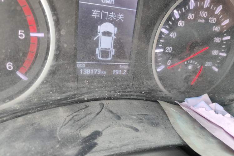 Used Great Wall Wingle 5 2017 2.0T European Version Diesel Two-Wheel Drive Advanced Large Double-Cab GW4D20E
