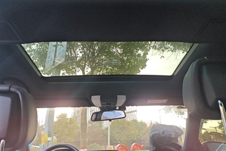 Used Mercedes-Benz E-Class 2015 Facelift E 200 L