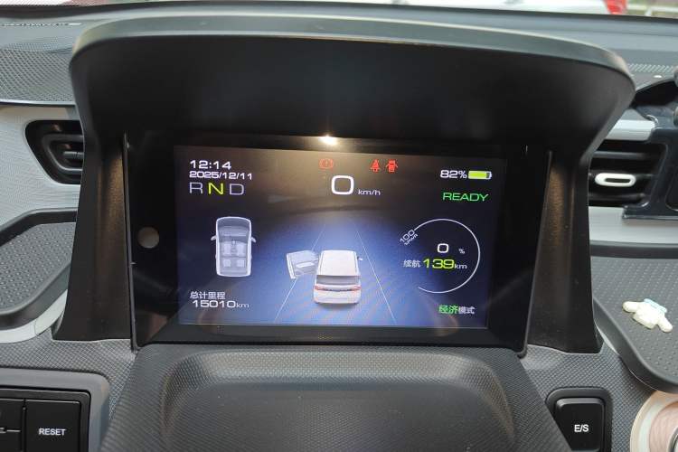 Used Wuling Hongguang MINIEV 2022 Macaron Premium Model – Lithium Iron Phosphate
