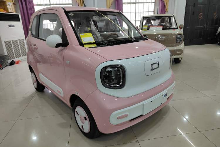 Used Bestune Pony 2026 222km Colorful Horse