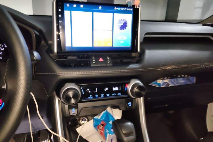 Used Toyota RAV4 2021 2.0L CVT Two-Wheel Drive Urban Edition
