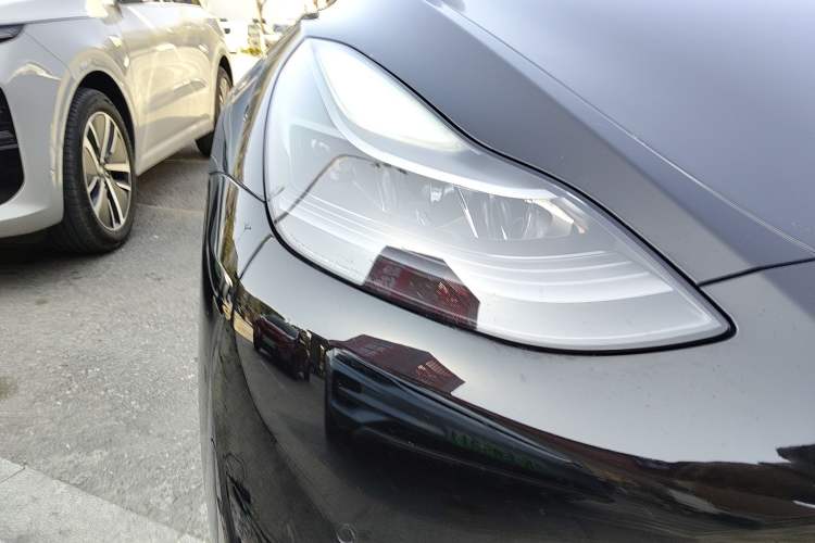 Used Tesla Model Y 2021 Standard Range Rear-Wheel Drive Version