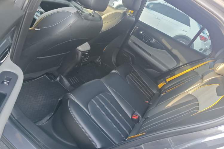 Used GAC Trumpchi EMPOW 2021 270T DCT J16 Version
