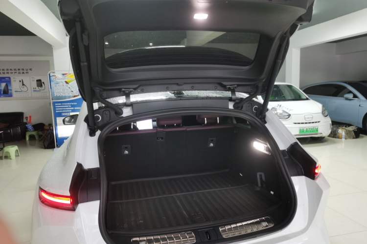 Used Nio ET5T 2024 75kWh Touring