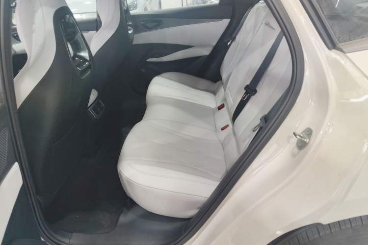 Used BYD Seal 06 New Energy 2025 DM-i Smart Drive 120KM Deluxe Model
