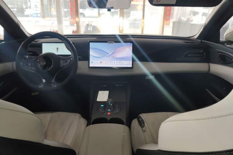 Used BYD Seal 06 New Energy 2025 DM-i Smart Drive 120KM Deluxe Model
