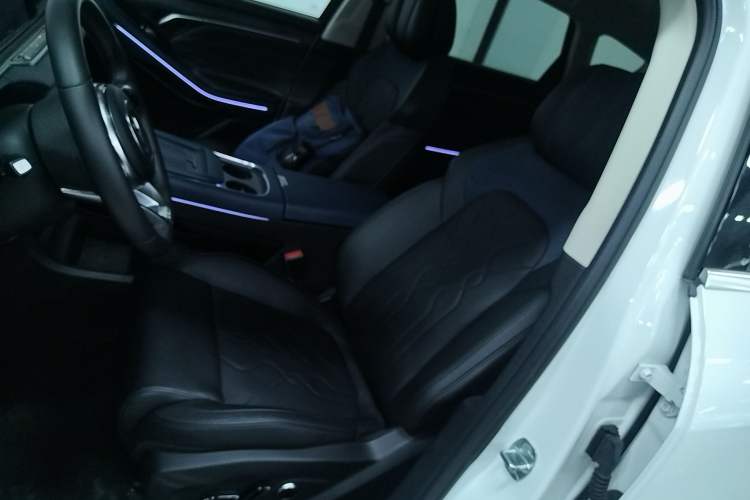 Used VOYAH FREE 2024 Ultra-Long Range Intelligent Driving Version
