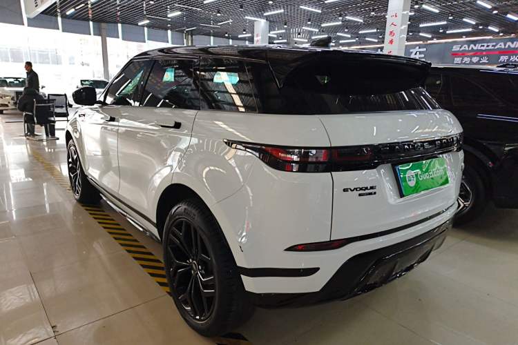 Used Land Rover Range Rover Evoque 2020 249 PS R-DYNAMIC S Black Edition Sport Version