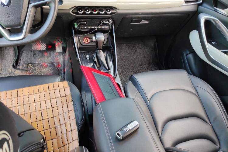 Used Baojun 530 2019 1.5T CVT Luxury Model 7 Seats China V Emission Standard
