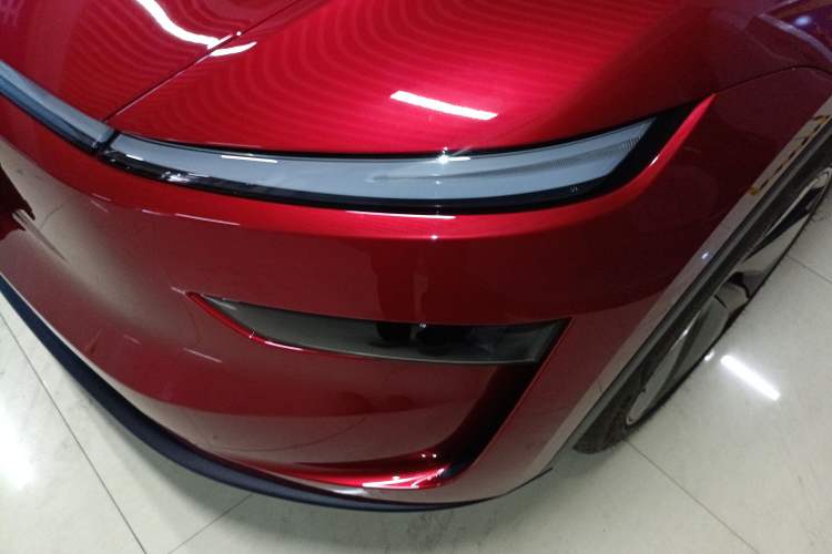 Used Tesla Model Y 2025 Rear-Wheel-Drive Version