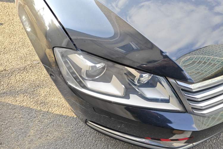 Used Volkswagen Magotan 2013 2.0 TSI Luxury Model
