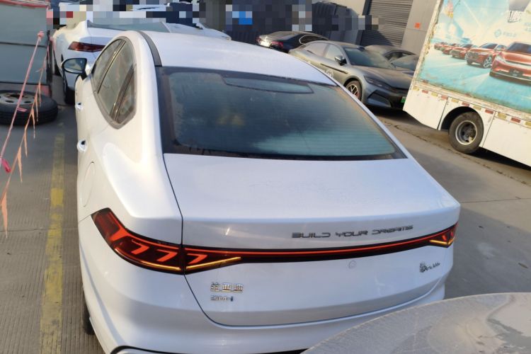 Used BYD Qin PLUS 2024 HONOR Edition DM-i 120KM Excellence Model
