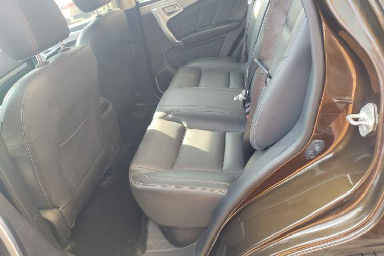 Used Geely Auto Vision X6 2016 1.8L Manual Luxury Model
