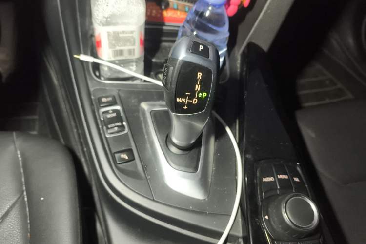 Used BMW 3 Series 2016 320Li Ambition Model
