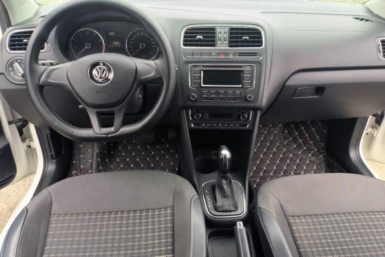 Used Volkswagen Polo 2014 1.6L Automatic Comfort Edition
