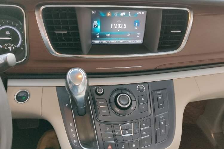 Used Buick GL8 2017 25S Luxury Version China V Standard
