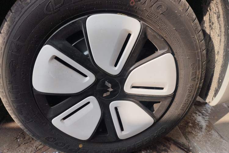 Used Wuling Hongguang MINIEV 2025 Four-Door Version Premium Edition
