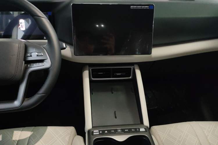 Used BYD Yuan UP 2025 Intelligent Driving Version 401 KM Dynamic Edition
