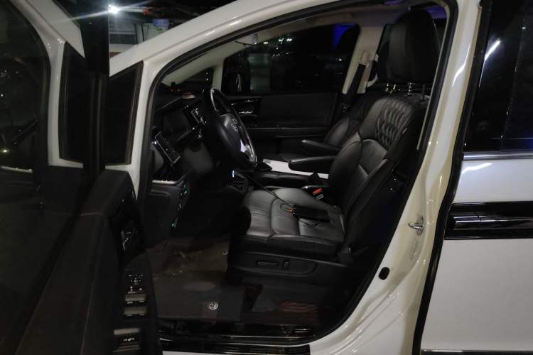 Used Honda Elysion 2019 2.0L Hybrid Luxury Edition