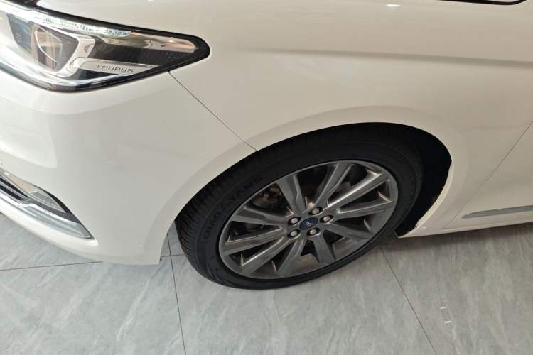 Used Ford Taurus 2019 EcoBoost 245 Premium Edition
