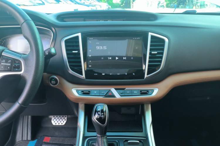 Used Geely Auto Vision X6 2018 1.4T CVT 4G Connected Luxury Version

