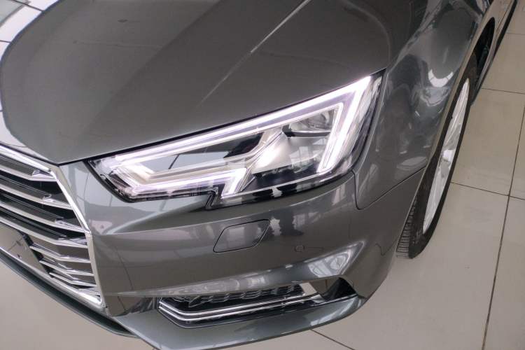 Used Audi A4L 2019 40 TFSI Ambition China VI