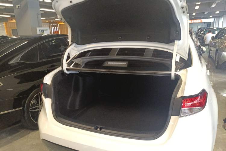 Used Toyota Levin 2022 185T CVT Luxury Edition
