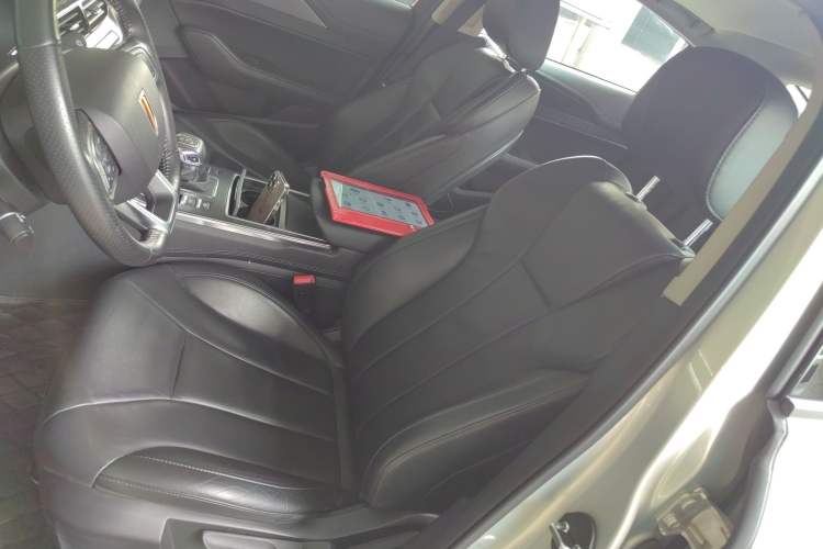 Used Hongqi H5 2020 1.5T DCT Flagship Edition
