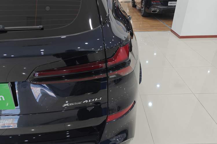 Used BMW X5 2023 xDrive 40Li M Sport Night Edition Package
