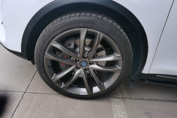 Used BYD Tang New Energy 2019 DM 2.0T All-Wheel Drive Connected Innovation Edition 7 Seats China VI Standard