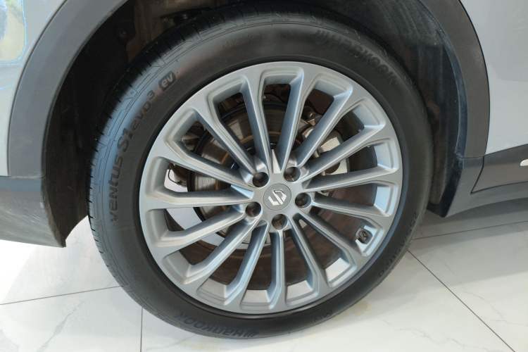 Used Leapmotor C11 2024 Range-Extended 300 Luxury Edition
