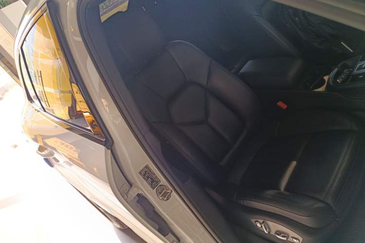 Used Porsche Macan 2023 Macan 2.0T
