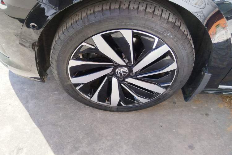 TDK.VehicleDetails.img