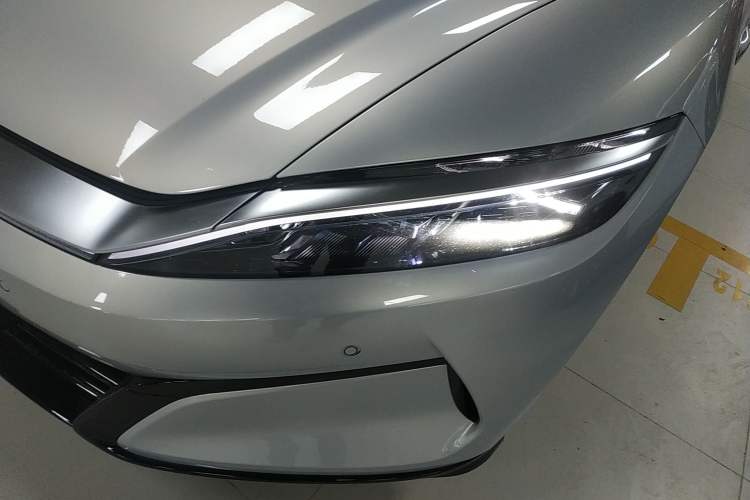 Used BYD Han L 2025 EV Four-Wheel Drive LiDAR Flagship Model
