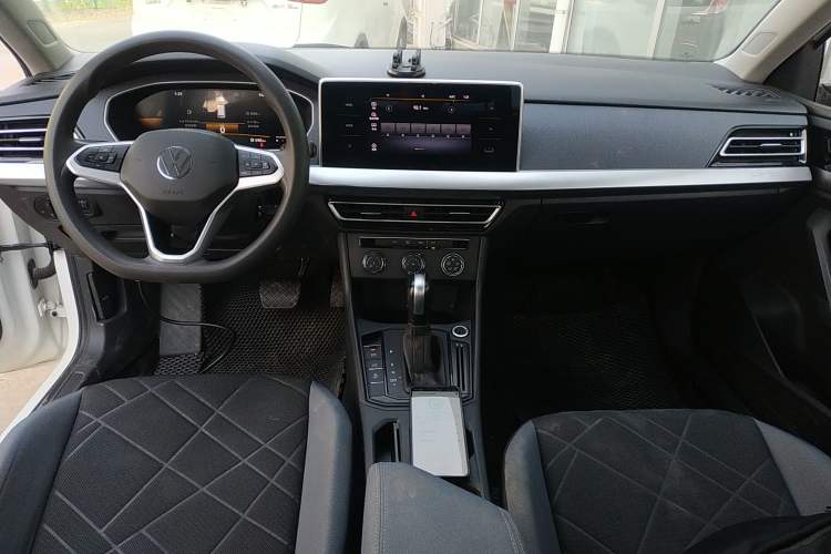 Used Volkswagen Lavida 2023 1.5L Automatic De Yi Edition