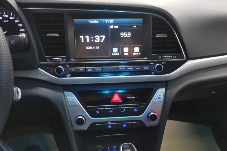 Used Hyundai Elantra 2016 1.6L Automatic ZhiXuan – Elite Version