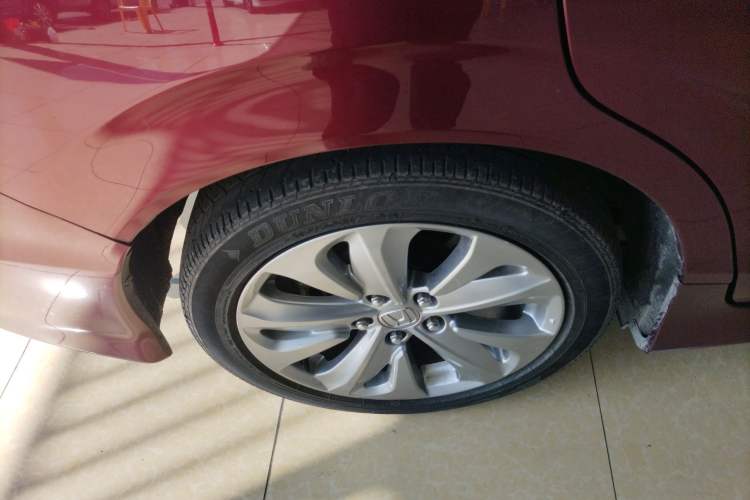 Used Honda Jade 2017 1.8L automatic Comfort version 5 seats
