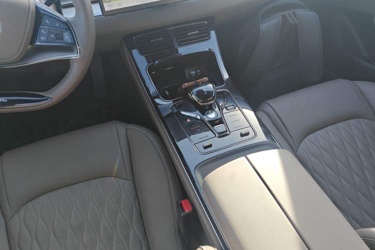 Used BYD Han 2025 EV 605KM Prestige Model