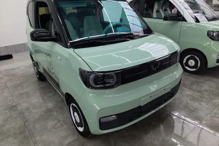 Used Wuling Hongguang MINIEV 2022 Macaron Premium Model – Lithium Ternary Battery
