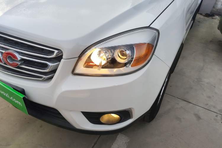 Used  T6 2020 2.0T Diesel Two-Wheel-Drive Elite Version Long Wheelbase China VI Emission Standard HFC4DB2-2E