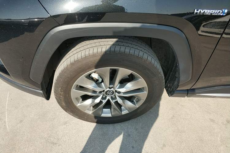 Used Toyota Wildlander 2022 Dual-Engine 2.5L E-CVT Two-Wheel Drive Luxury PLUS Edition