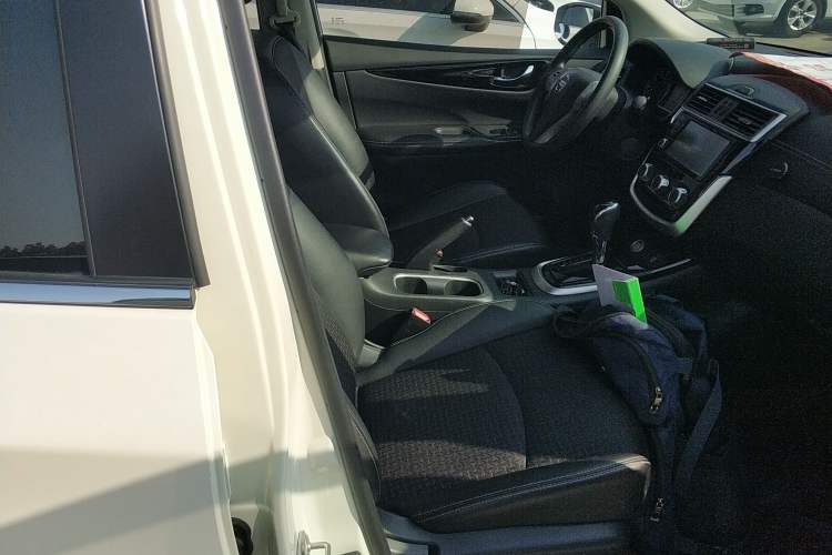 Used Nissan Tiida 2019 1.6L CVT Smart Drive Version China VI Standard
