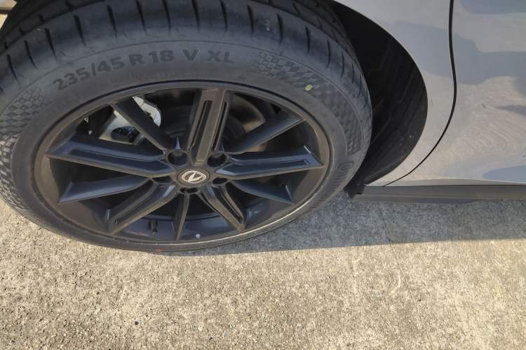 Used Changan UNI-V iDD 2023 Zhidian iDD 1.5T 113km Smart & Fun Version (Rapid Edition)
