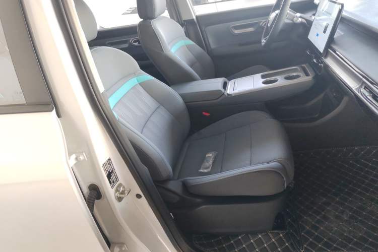 Used AION Y 2023 Plus 510 Enjoy Edition
