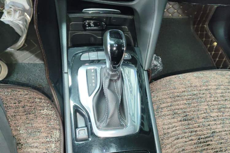 Used Buick Regal 2017 20T Luxury Model
