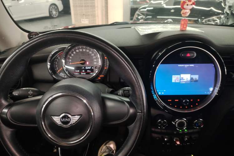 Used  MINI 2014 1.2T ONE
