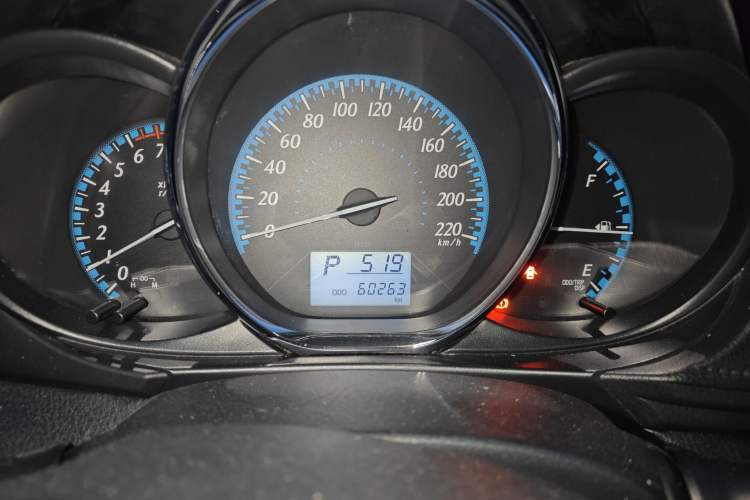 Used Toyota YARiS L 2016 Revised 1.5E CVT Charming Edition