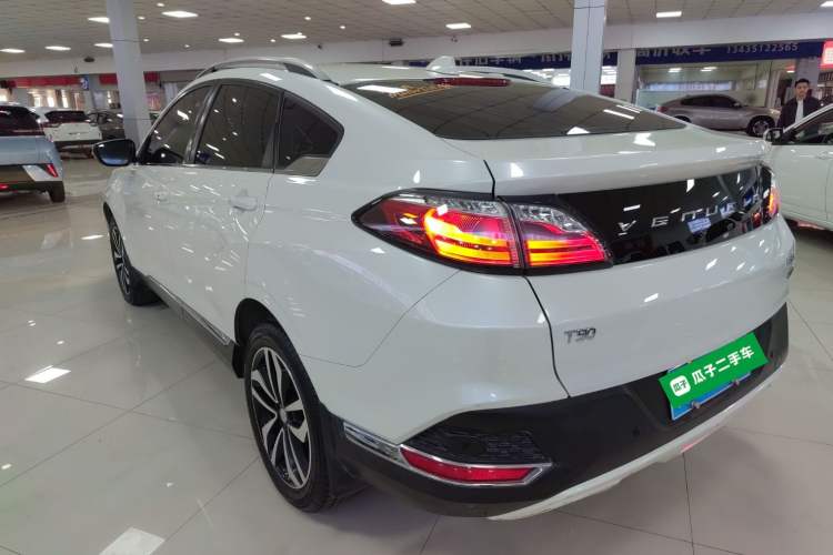 Used Venucia T90 2017 2.0L CVT Smart Edition